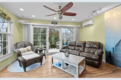 1305 W Main St #202, Lake Geneva, WI 53147 - Photo 2