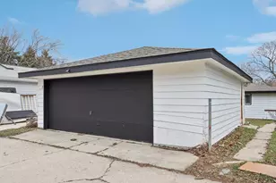 4731 N 89th St, Milwaukee, WI 53225 - Photo 32