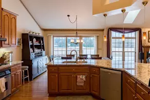 5432 W Burning Bush Ln, Mequon, WI 53092 - Photo 10