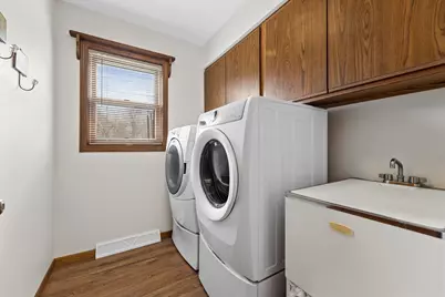 N106W16330  Fieldstone Pass, Germantown, WI 53022 - Photo 16