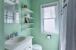 9007 W Greenfield Ave, West Allis, WI 53214 - Photo 8