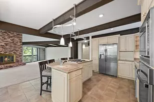 840 Woodland Ct, Fontana, WI 53125 - Photo 10