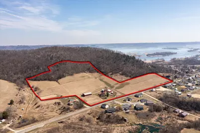 704  7th St, Brownsville, MN 55919 - Photo 4