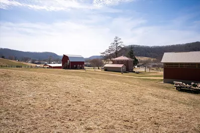 704  7th St, Brownsville, MN 55919 - Photo 38