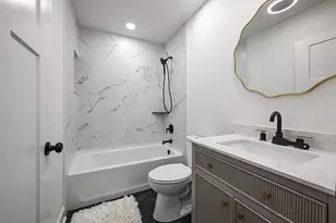 1922 E Iron St, Milwaukee, WI 53207 - Photo 22