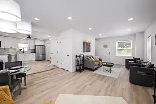 1922 E Iron St, Milwaukee, WI 53207 - Photo 10