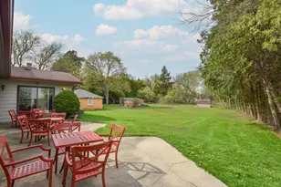 3910 W Calumet Rd, Brown Deer, WI 53209 - Photo 34