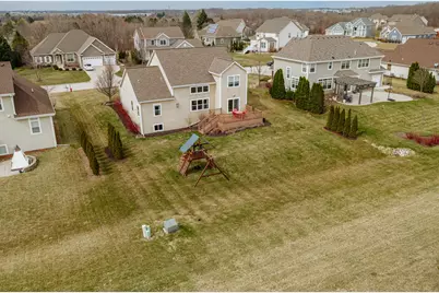 10194 S 34th St, Franklin, WI 53132 - Photo 46