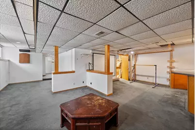 527 N Hartwell Ave, Waukesha, WI 53186 - Photo 38