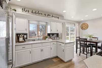 919 N Stanford St, Port Washington, WI 53074 - Photo 8