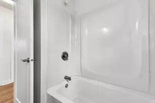 8901 W Lisbon Ave, Milwaukee, WI 53222 - Photo 16