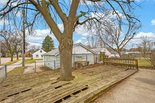 8901 W Lisbon Ave, Milwaukee, WI 53222 - Photo 28