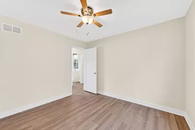 8901 W Lisbon Ave #8903, Milwaukee, WI 53222 - Photo 20