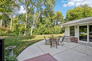 720 W Fairfield Ct, Glendale, WI 53217 - Photo 56