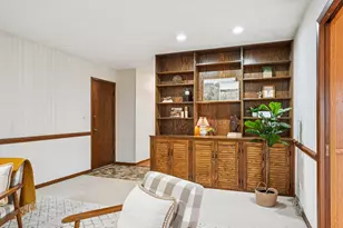 720 W Fairfield Ct, Glendale, WI 53217 - Photo 24