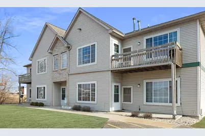 330 E Tyranena Park Rd #2, Lake Mills, WI 53551 - Photo 6