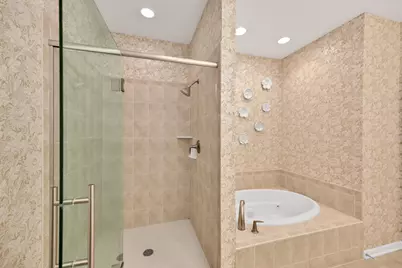 2173  Norhardt Dr, Brookfield, WI 53045 - Photo 22