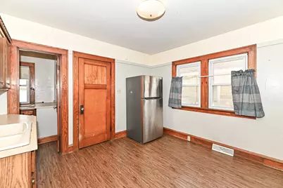 6402  Beloit Rd, West Allis, WI 53219 - Photo 16