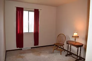 W165N11547 Abbey Ct, Germantown, WI 53022 - Photo 14