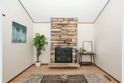 11606 W Ryan Rd, Franklin, WI 53132 - Photo 14