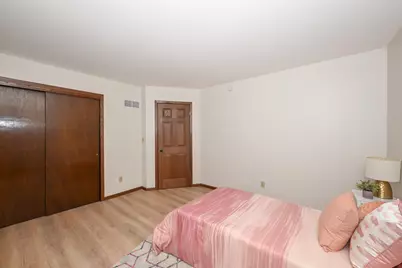 11606 W Ryan Rd, Franklin, WI 53132 - Photo 20