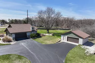 11606 W Ryan Rd, Franklin, WI 53132 - Photo 2