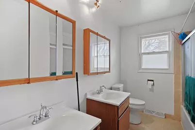 3749  Debby Ln, Racine, WI 53126 - Photo 26