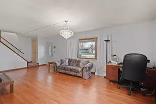 3749 Debby Ln, Racine, WI 53126 - Photo 6