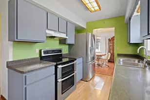 3749 Debby Ln, Racine, WI 53126 - Photo 14