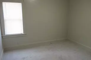 3015 N 6th St, Milwaukee, WI 53212 - Photo 12