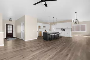 947 Clark Ln, Holmen, WI 54636 - Photo 2