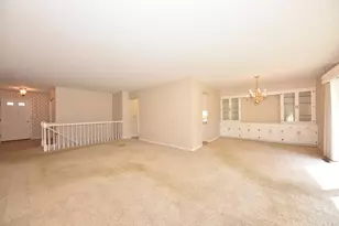 18905 Wilderness Ct, Brookfield, WI 53045 - Photo 10