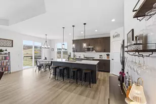 1425 Chapman Ct, Mukwonago, WI 53149 - Photo 2