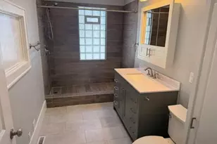 425 E Broadway, Waukesha, WI 53186 - Photo 4