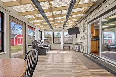 605  Juniper Ct, West Bend, WI 53095 - Photo 10