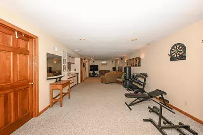 3027  Storybook Dr, Racine, WI 53406 - Photo 30