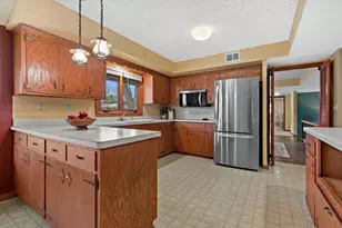 17505 Azure Ln, Brookfield, WI 53045 - Photo 30