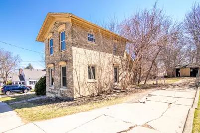 307 W Cady St, Watertown, WI 53094 - Photo 26