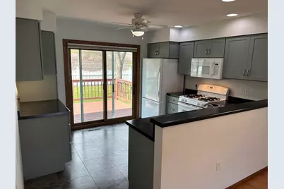 3138  Linden Dr, La Crosse, WI 54601 - Photo 10