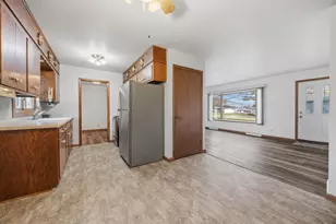 307 Martin St, Fort Atkinson, WI 53538 - Photo 8