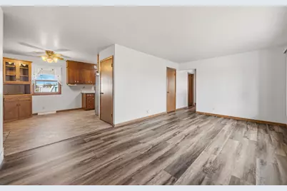 307  Martin St, Fort Atkinson, WI 53538 - Photo 6