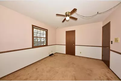 5848  Ramona Dr, Greendale, WI 53129 - Photo 28