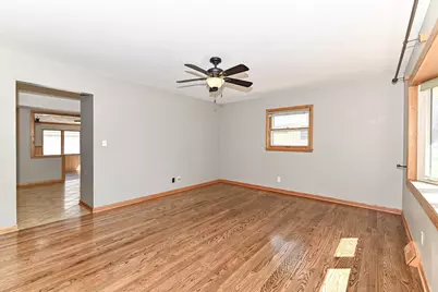 7818 W Warnimont Ave, Milwaukee, WI 53220 - Photo 16