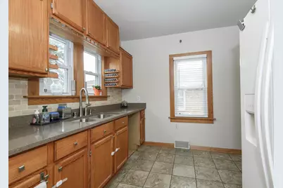 214 S 60th St, Milwaukee, WI 53214 - Photo 34
