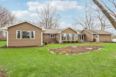 1433 N Golden Lake Rd, Summit, WI 53066 - Photo 40
