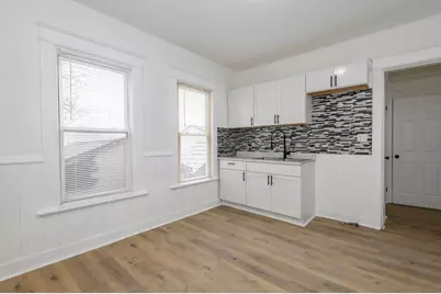 3109 W Lapham St #3113, Milwaukee, WI 53215 - Photo 6