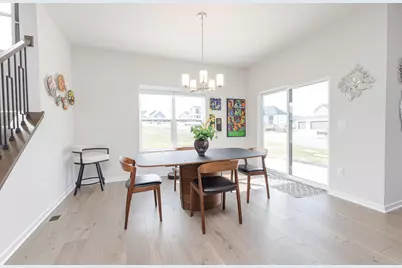 W206N5693  Muirfield Dr, Menomonee Falls, WI 53051 - Photo 14