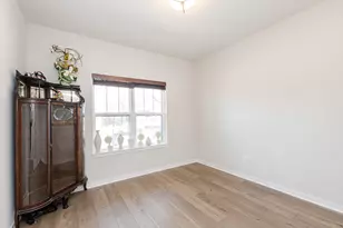 W206N5693 Muirfield Dr, Menomonee Falls, WI 53051 - Photo 26