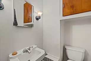 229 W Main St, Racine, WI 53185 - Photo 24