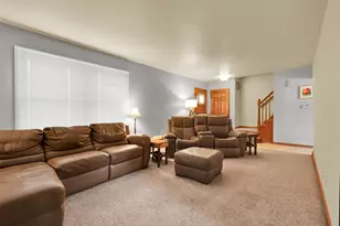 W64N353 Madison Ave, Cedarburg, WI 53012 - Photo 20